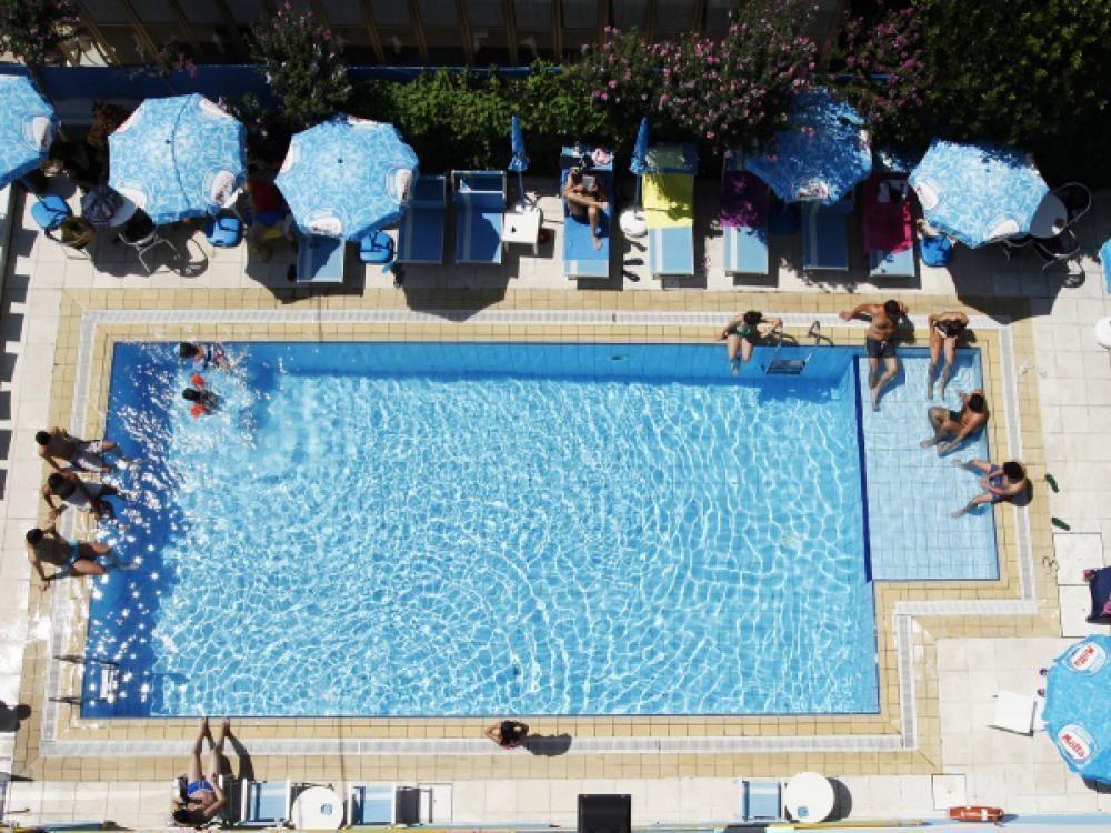 Hotel Adelphi Riccione Buitenkant foto